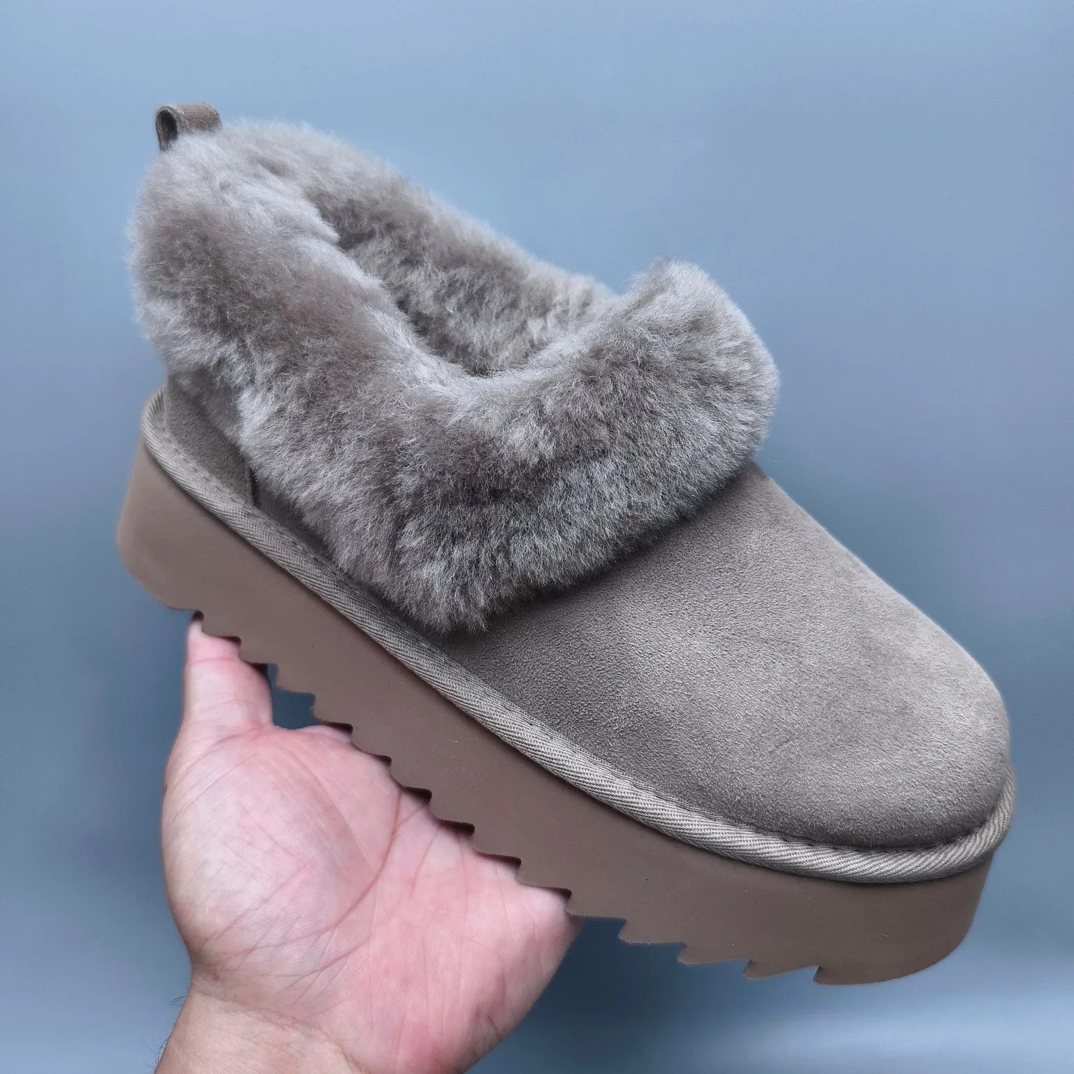 💰480 UGG sheepskin all-in-one snow boots 6733 Thick-soled non-slip slip-on casual style Color: Maroon Antelope Brown Black Size: 35-40